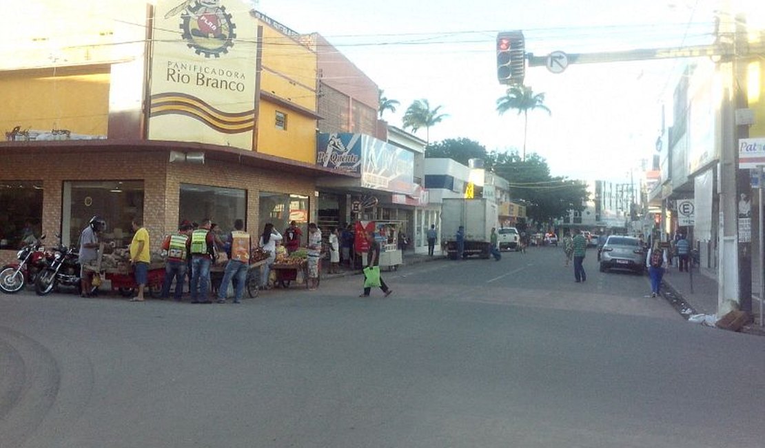 Binário entre Rio Branco e Fernandes Lima evitará congestionamentos na Rua do Sol, afirma SMTT