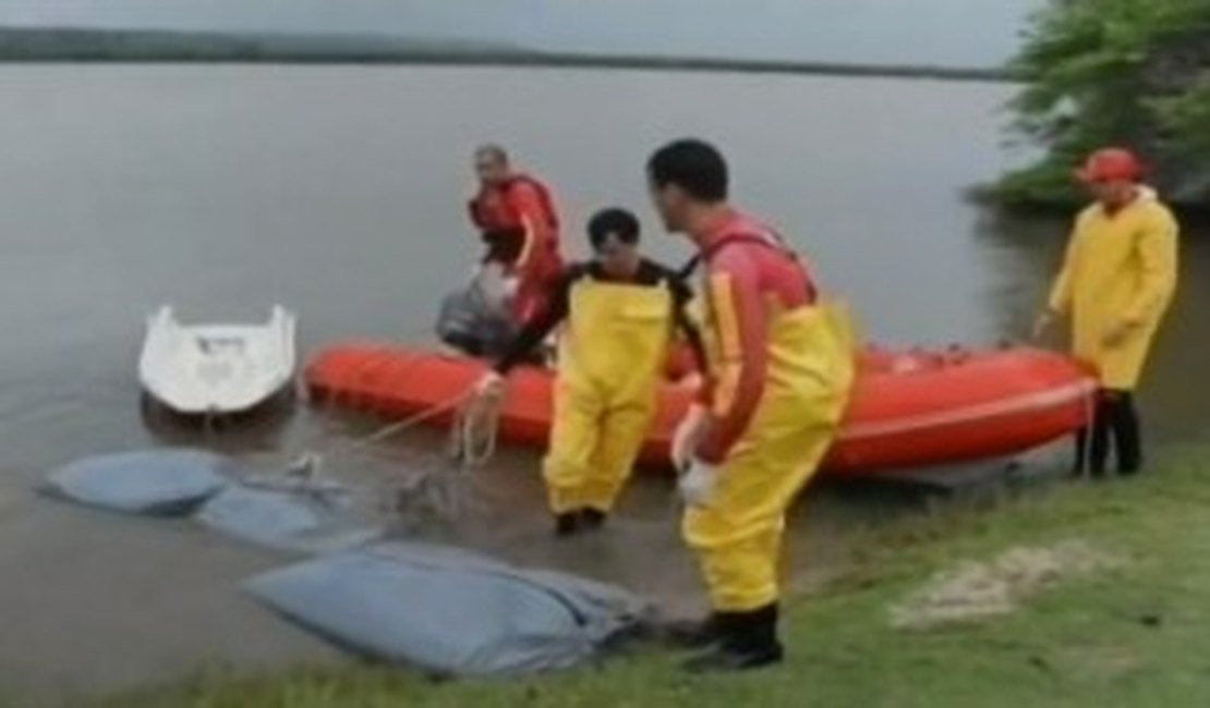Corpos encontrados amarrados e submersos na Lagoa Mundaú são identificados pela polícia