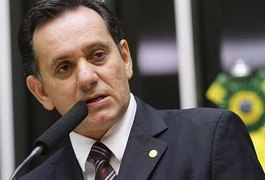 No MT, coordenador de campanha de Aécio é conduzido à PF