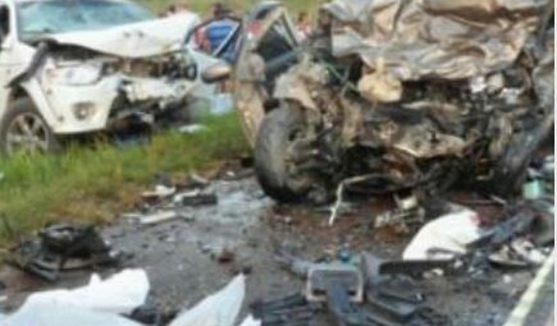 Ex-prefeita Ângela Garrote e outras três vítimas de acidente continuam internadas