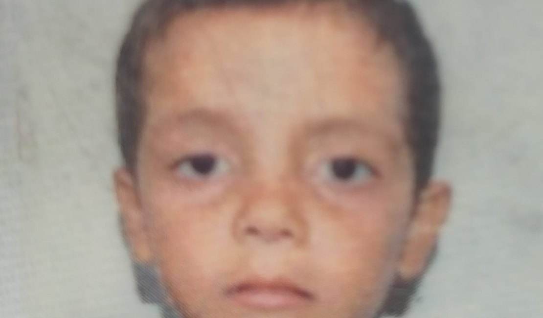 Veja a identidade do menino que morreu afogado em cisterna enquanto mãe estava fora, em Inhapi