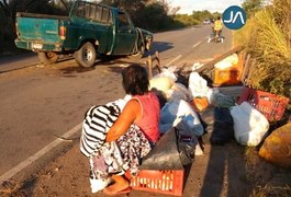 Vídeo. Veículo com feirantes capota na AL 220, em Arapiraca