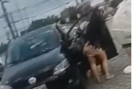 Defesa diz que PM foi 'provocado' por mulher antes de dar tapa no rosto dela