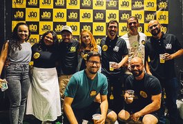 Com show da banda Pop Rock 82, Jão Delivery inicia suas atividades em Arapiraca