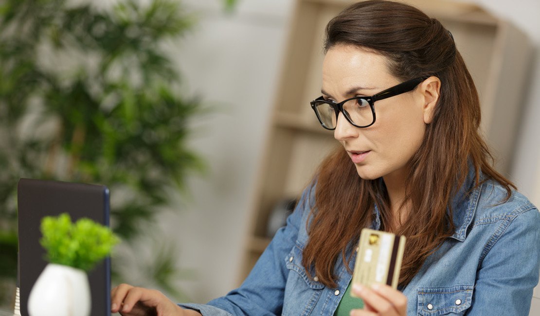Curso online e gratuito sobre educação financeira está com inscrições abertas