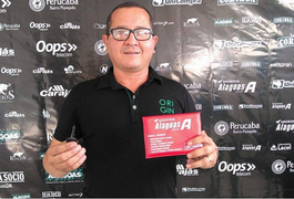 Diretoria do ASA realiza entrega de motocicleta ao ganhador de sorteio