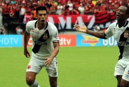 Vasco vence o Flamengo, vai à final e amplia para nove jogos de tabu