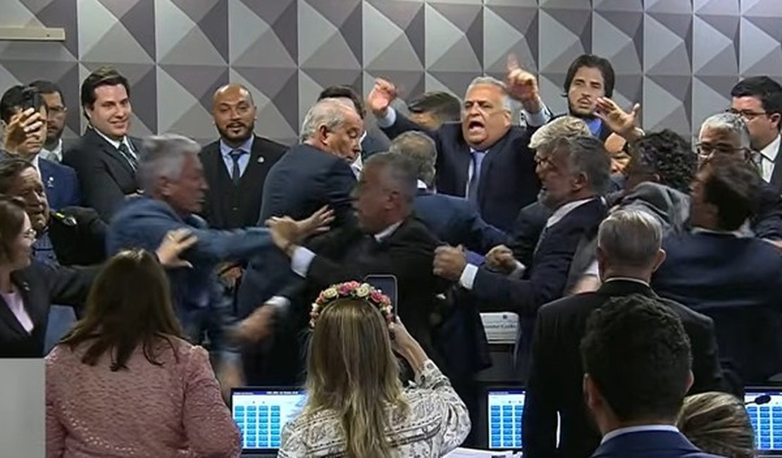 CPMI do INSS tem tumulto e sessão é suspensa após briga e agressão