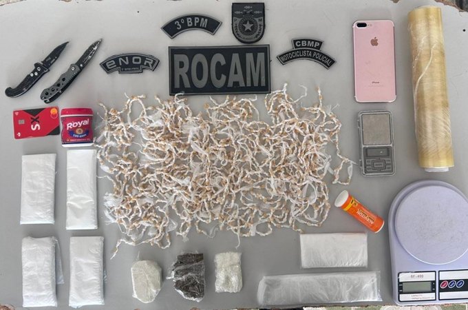 Ação da PM apreende quase mil pedras de crack dentro de apartamento em Arapiraca