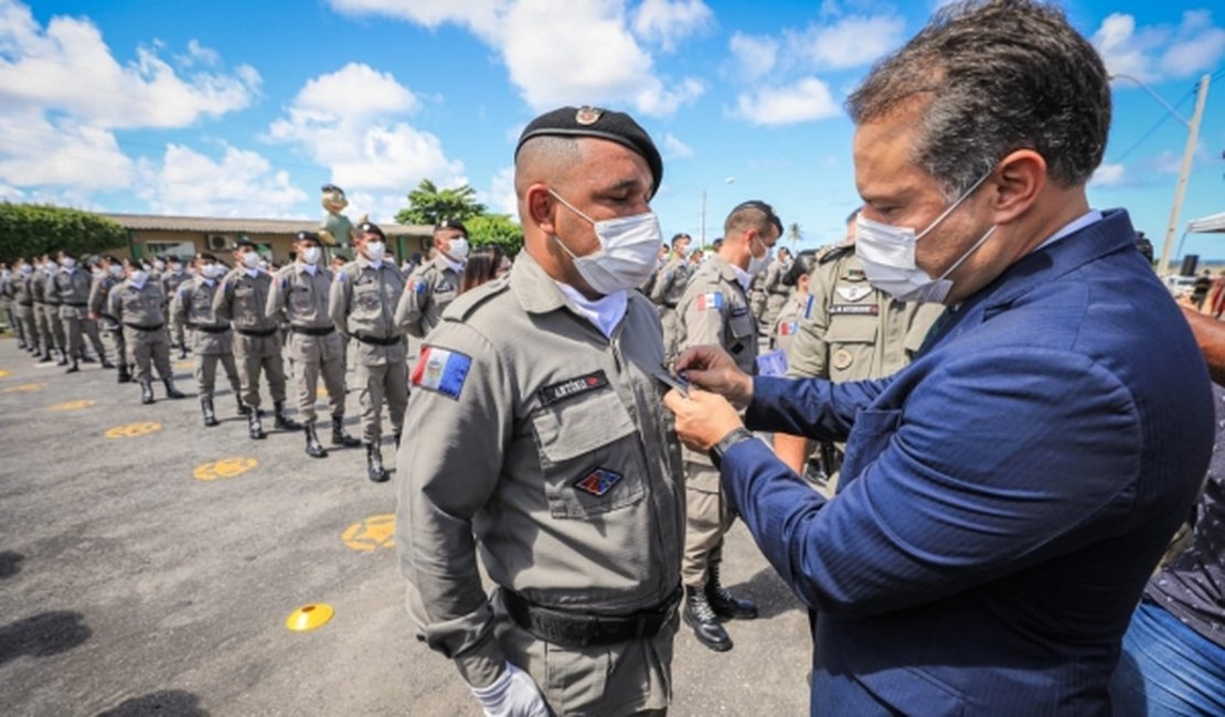 Governador anuncia novo concurso para soldados e oficiais da PM