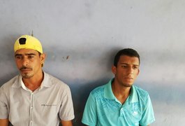 Dupla é detida após furtar uísques e desodorantes em conveniência de posto