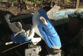 Imagem de Nossa Senhora das Graças é destruída em Maceió