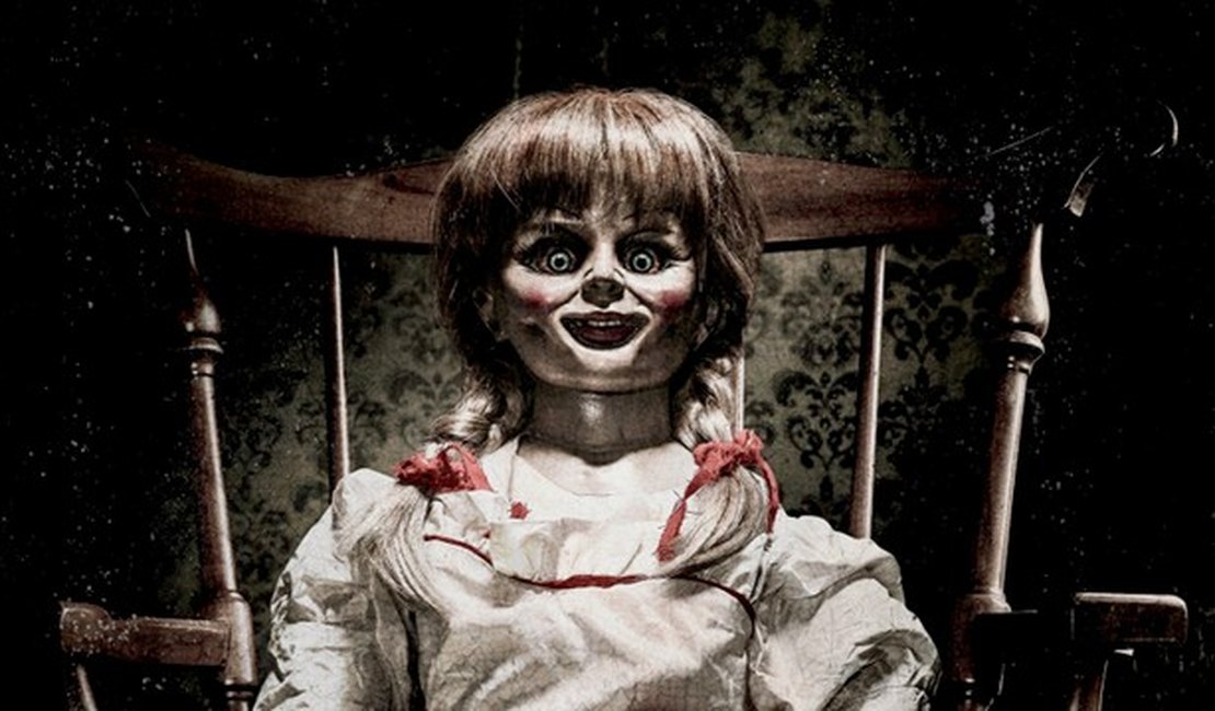 Sucesso de bilheteria, Annabelle conta a história real da boneca do Diabo