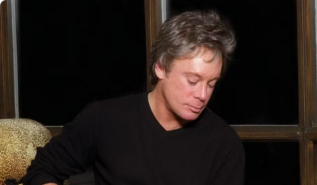 Morre o cantor Eric Carmen, do hit 'All by Myself', aos 74 anos