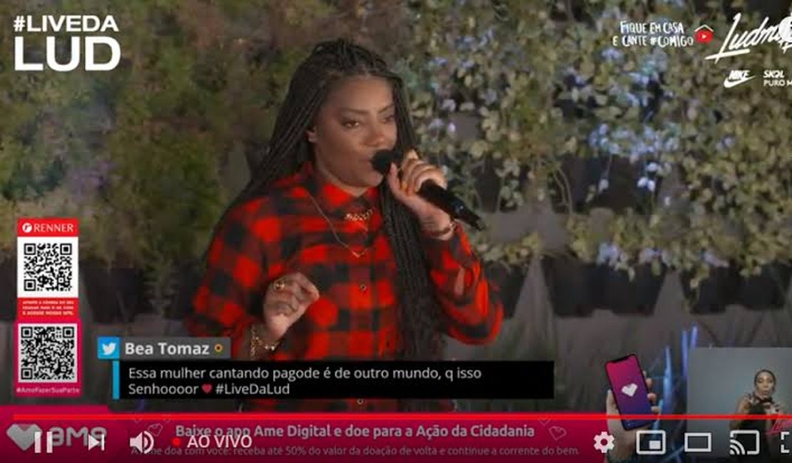 VÍDEO. Ludmilla se descuida e cai na piscina durante live