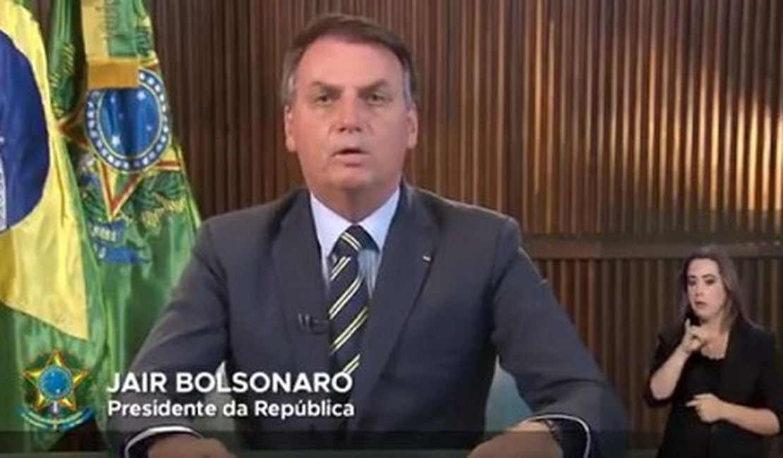 Bolsonaro abaixa tom, admite que vírus é uma realidade e diz que emprego deve ser preservado