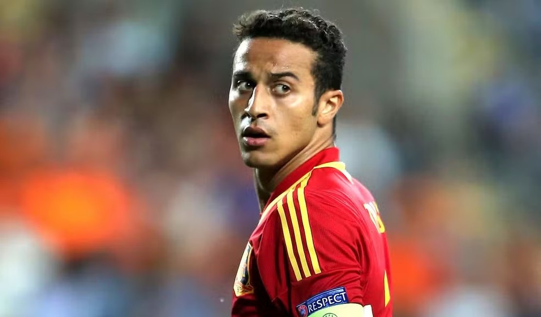 Thiago Alcântara anuncia a aposentadoria aos 33 anos