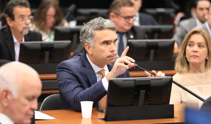 Deputado Rafael Brito afirma que Braskem tenta 'calar vítimas' e se 'isenta de qualquer crime'