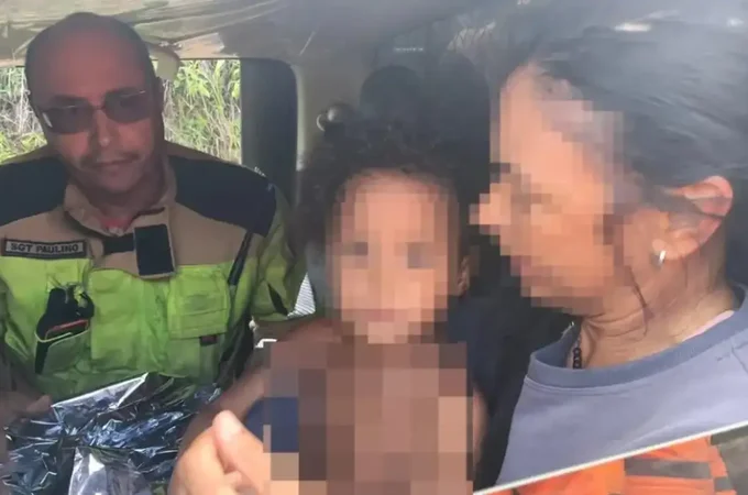 Menina de 4 anos que desapareceu em região de mata é encontrada em MG