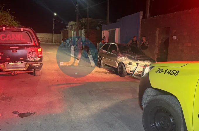 Homem é morto com tiros na cabeça após ser chamado na porta de casa em Arapiraca