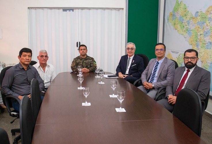 Presidente do TRE e comandante do 59ºBIMtz  se reúnem para alinhar ações para Eleições