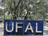 Ufal abre 131 vagas para professores substitutos com salário de até R$ 8,3 mil