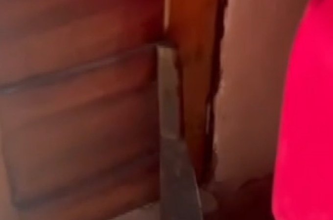 Homem tenta matar ex-companheira, que sofre golpes de foice na cabeça, em Junqueiro