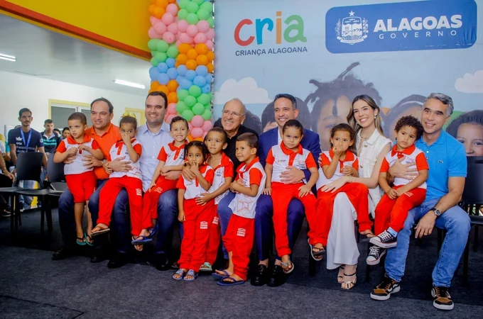 Prefeito Ronaldo Lopes e Governador Paulo Dantas inauguram segunda Creche CRIA em Penedo