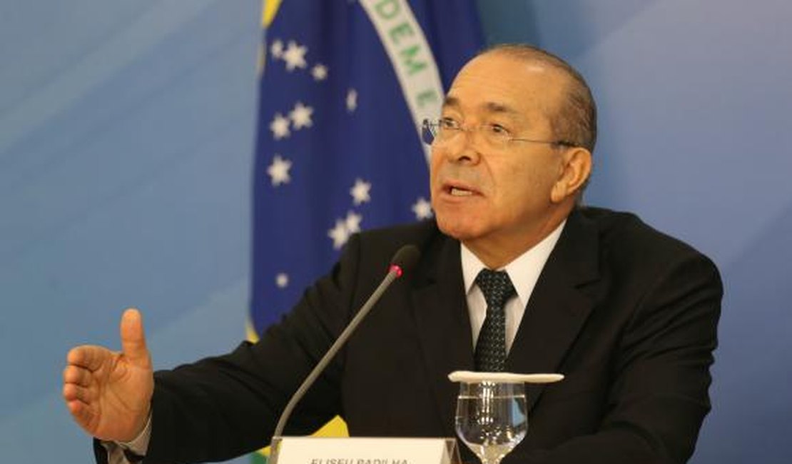 Planalto está preparado para possível nova denúncia contra Temer, diz Padilha