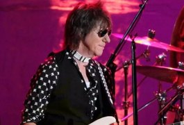 Morre Jeff Beck, lendário guitarrista britânico