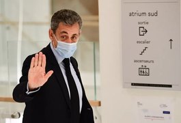 Ex-presidente Nicolas Sarkozy fura fila da vacina contra Covid-19 na França