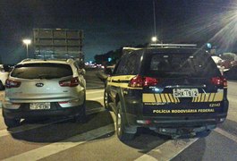 Policiais de AL são presos com carga roubada no Ceará