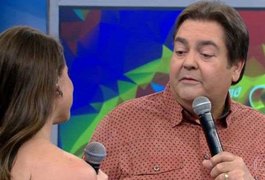 Saia Justa! Agatha Moreira se recusa a falar de 'Verdades Secretas' e Faustão reclama: 'Chamada está no ar'