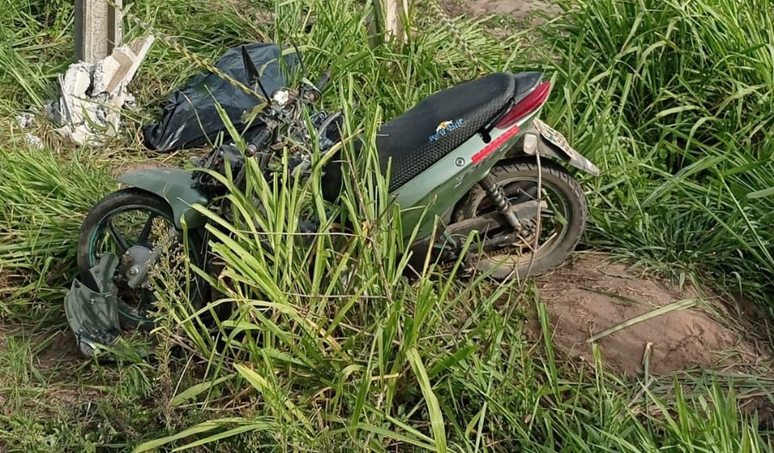 Motociclista morre após batida em poste em Limoeiro de Anadia