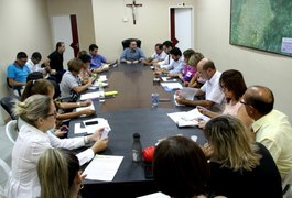 Yale Fernandes determina que secretariado amplie ações nos bairros