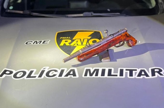 Suspeito de roubar carro e celular de motorista por aplicativo é preso em Maceió