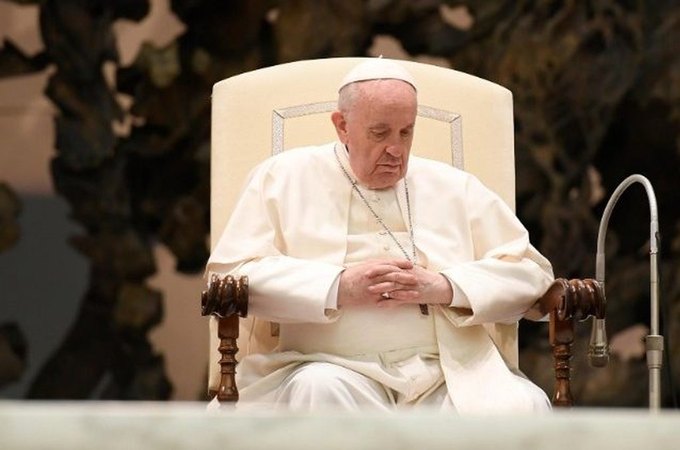 Vaticano atualiza estado de saúde do Papa Francisco e divulga novo diagnóstico