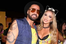 Latino termina noivado e deixa de seguir ex no Instagram