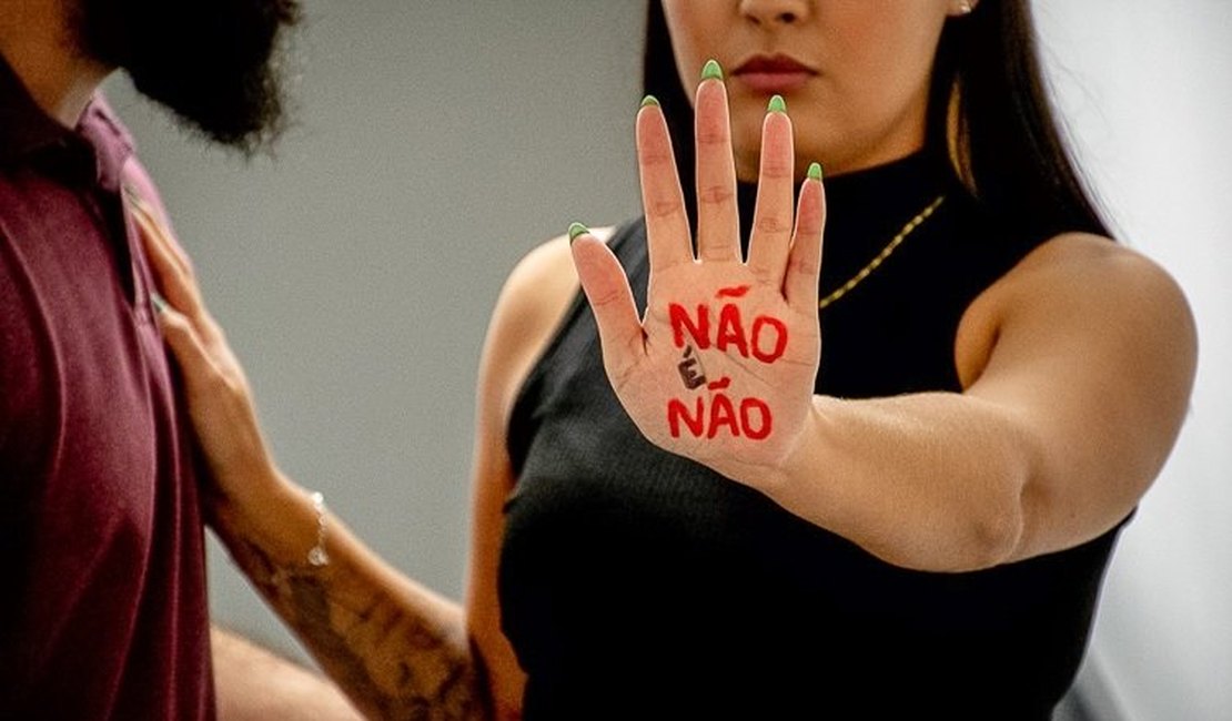 Não é Não: Sancionada lei que protege mulheres de violência em bares e shows
