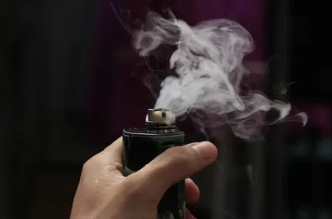 Mãe alerta sobre como vape contribuiu para morte de filho aos 20 anos: 'Pulmão não reagiu'