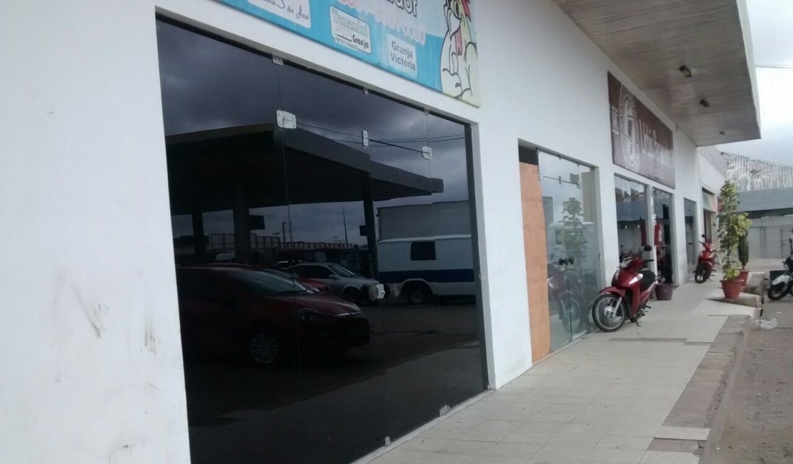 Funcionário de avícola reage a assalto, é baleado e morre no hospital em Arapiraca