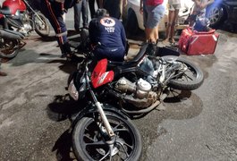 Entregador de lanches fica ferido em colisão envolvendo carro e moto, em Arapiraca