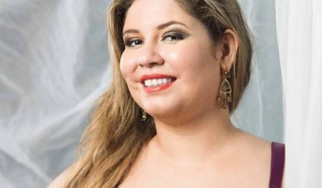 Marília Mendonça posa sensual para marca de roupas íntimas