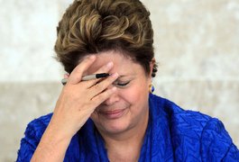 Senado aprova impeachment e afasta presidente Dilma