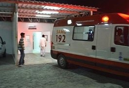 Policial reage a assalto e mata criminoso em restaurante de Penedo