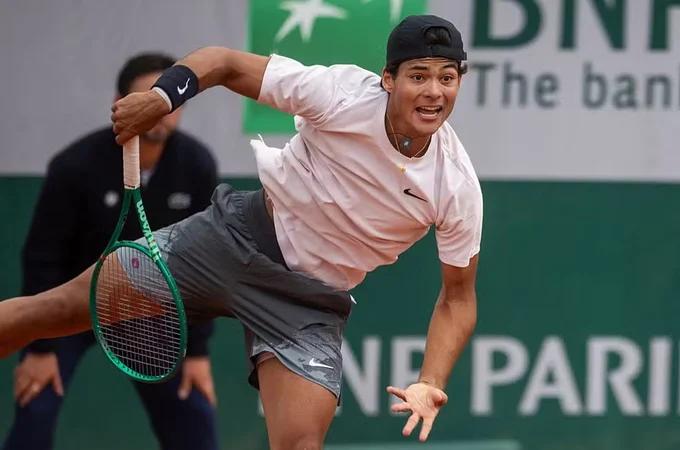 Guto Miguel fatura título de Roland Garros e se torna 1º brasileiro campeão juvenil do Grand Slam