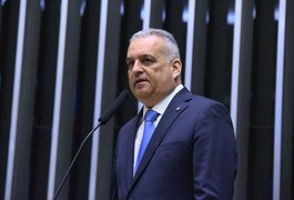 Alfredo Gaspar critica governo Lula por corte no Bolsa Família e alta da inflação