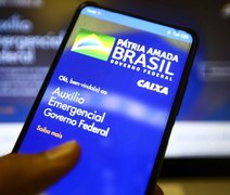 Beneficiário do Auxílio Brasil pode consultar parcelas; saiba como