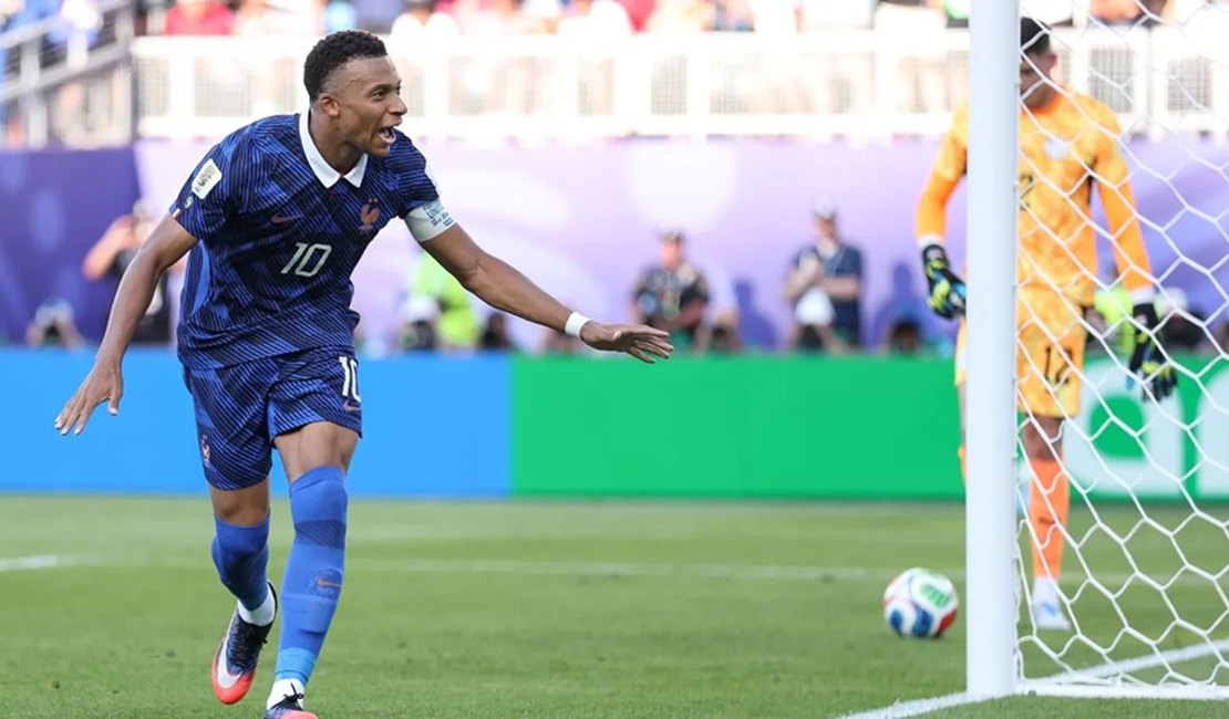 Mbappé marca, França supera retranca do Paraguai e vai às quartas da Copa