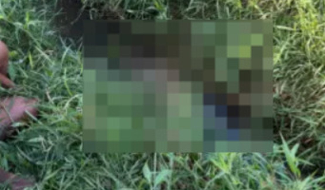 Corpo com marcas de tiros é encontrado dentro de riacho em Marechal Deodoro
